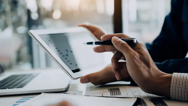 竣工後の状態を確認し、<br>次回修繕の目安まで整理