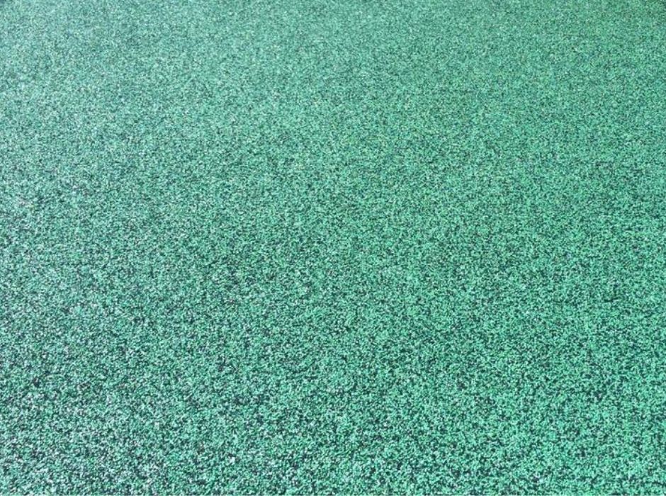 ゴムチップ舗装