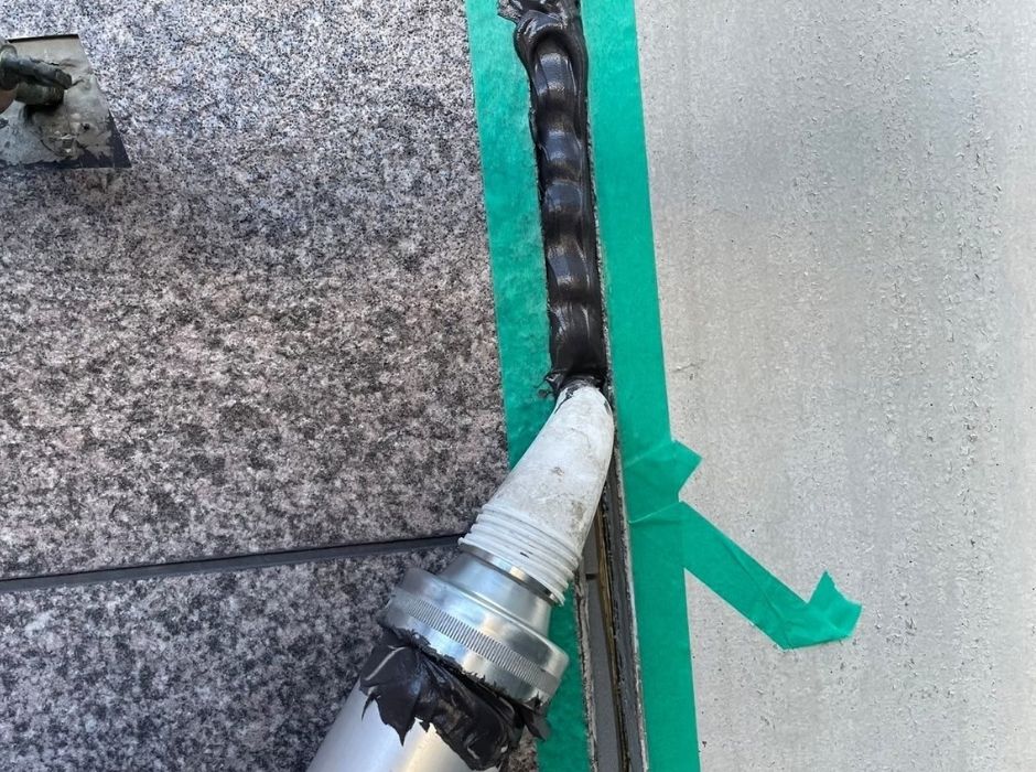 外壁目地シーリング打替え