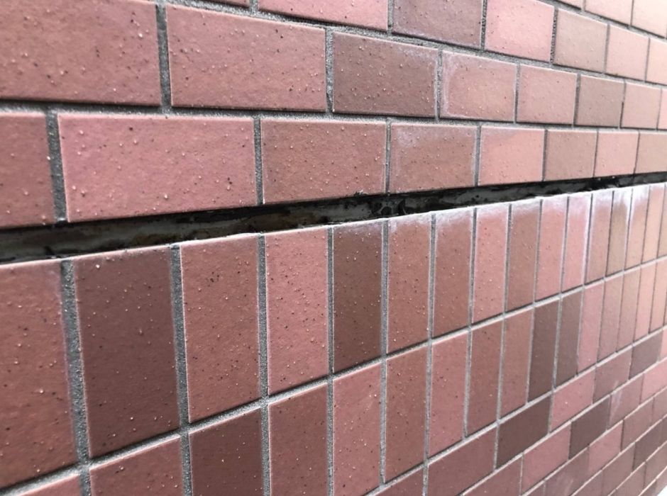 タイル面シーリング増し打ち／打替え